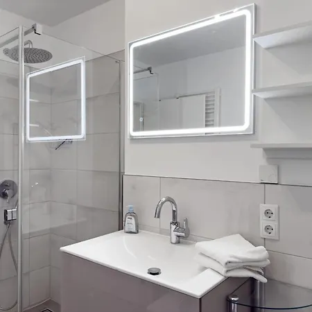 Objekt-nr 111 - - Steuerbord